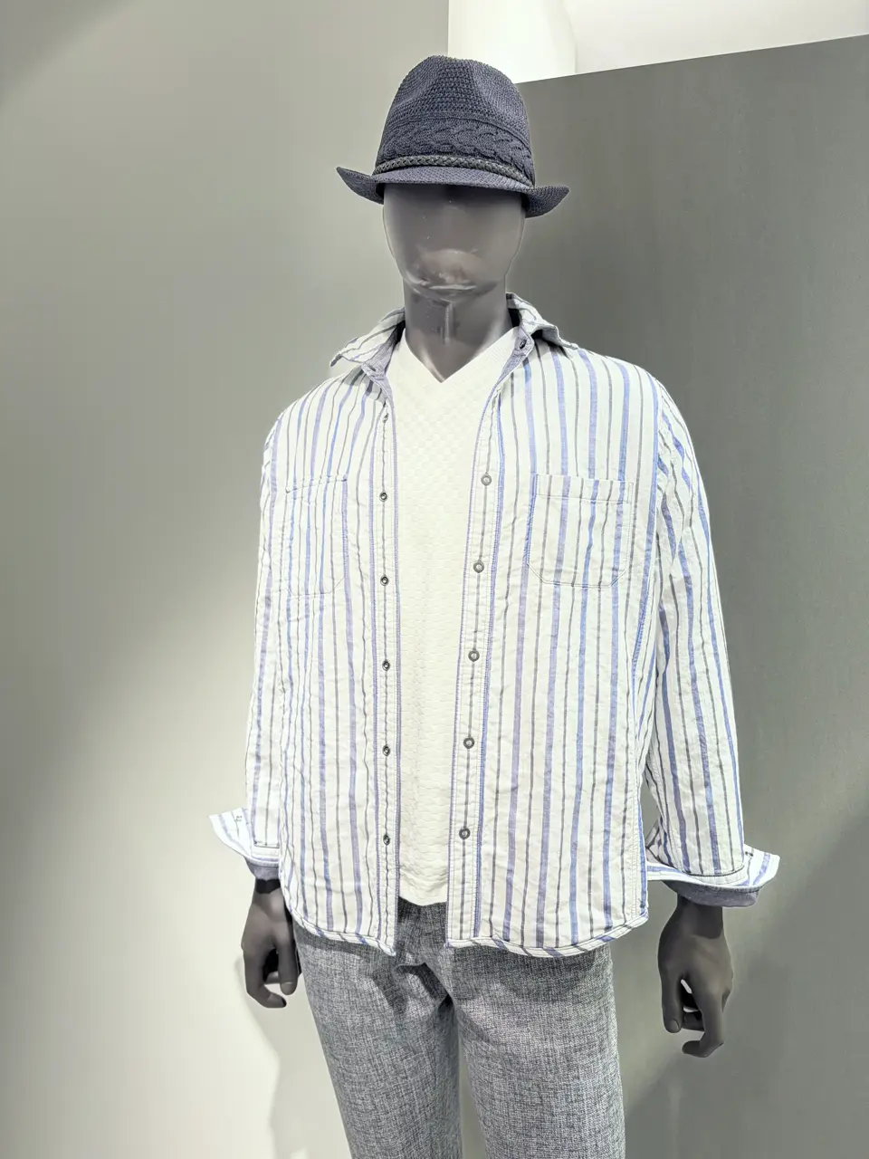 JOSEPH ABBOUD 二澤 コーディネート画像