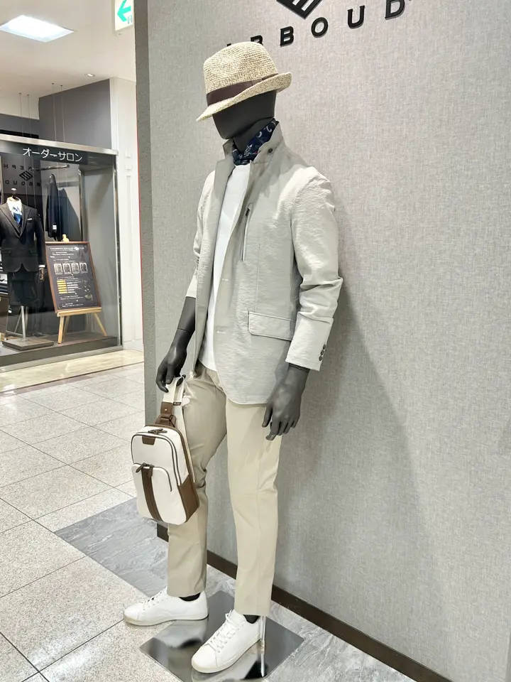 JOSEPH ABBOUD 上田 コーディネート画像