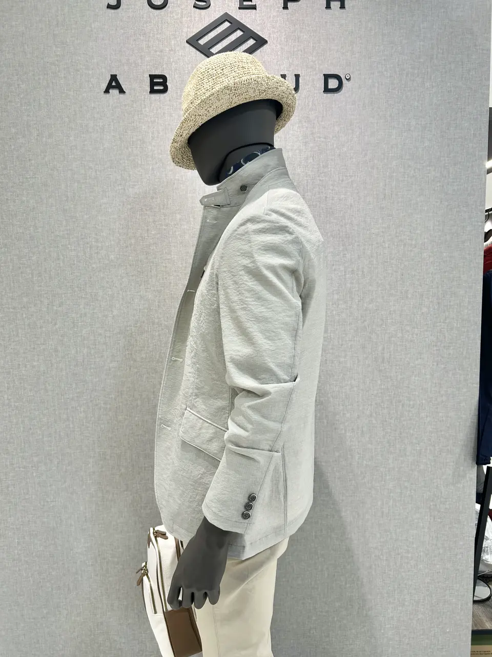 JOSEPH ABBOUD 上田 コーディネート画像