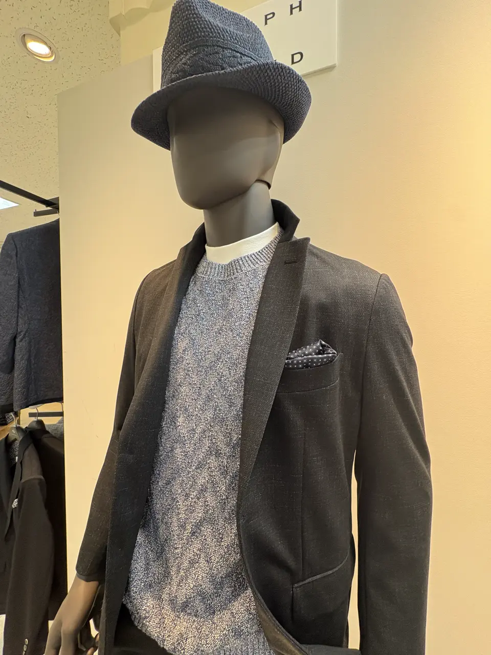 JOSEPH ABBOUD 坪井 コーディネート画像