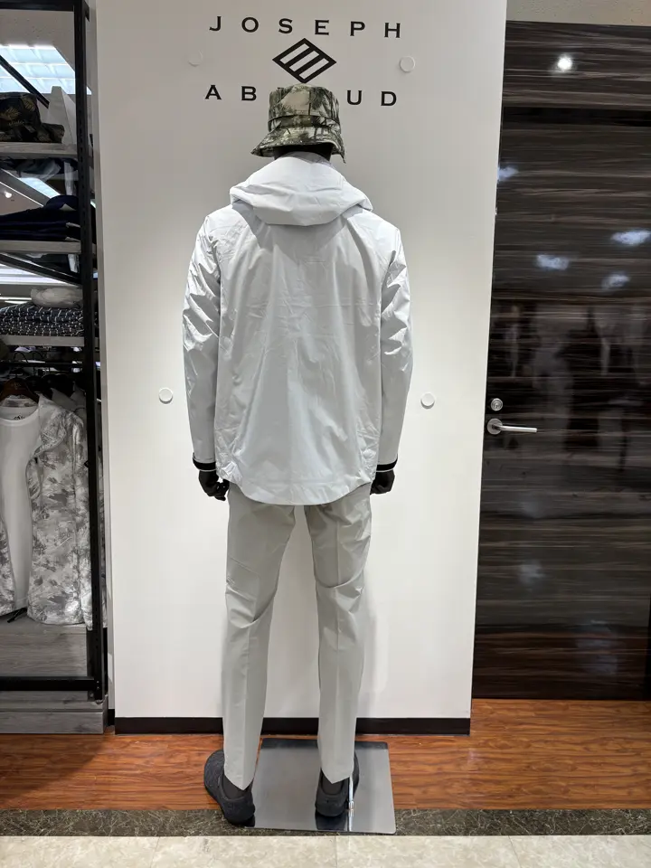 JOSEPH ABBOUD 碇 コーディネート画像