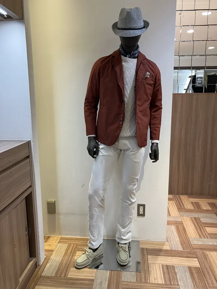 JOSEPH ABBOUD 小城 コーディネート画像