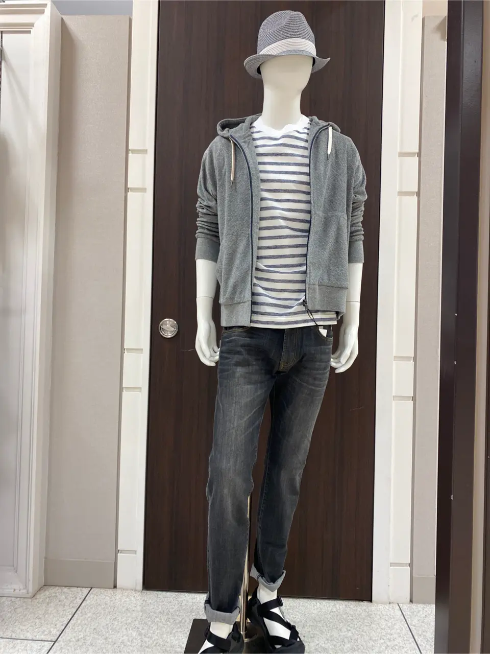 JOSEPH ABBOUD 松山 コーディネート画像