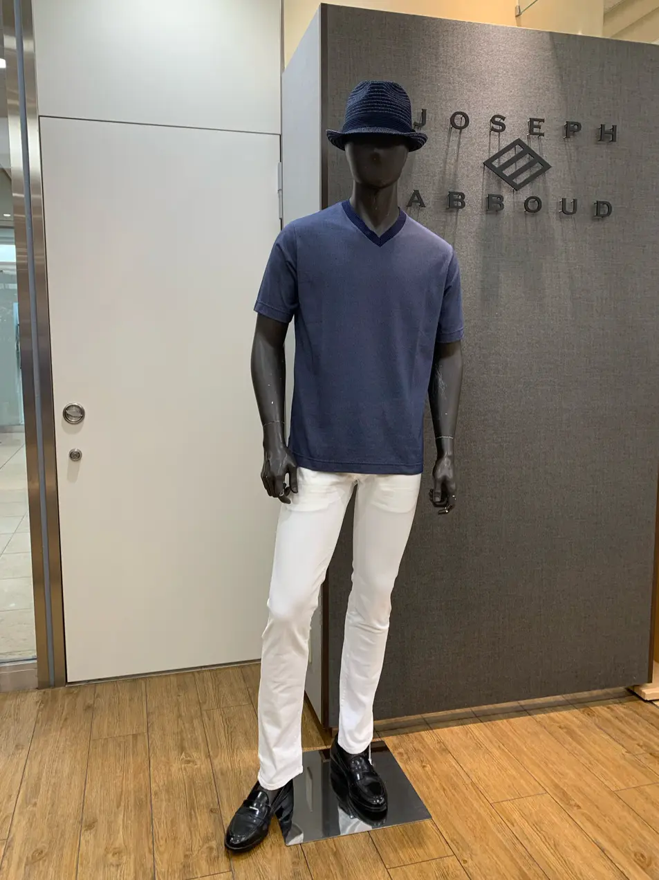 JOSEPH ABBOUD 草野 コーディネート画像