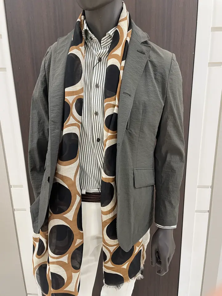 JOSEPH ABBOUD 松山 コーディネート画像