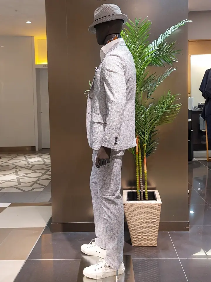 JOSEPH ABBOUD 清水 コーディネート画像