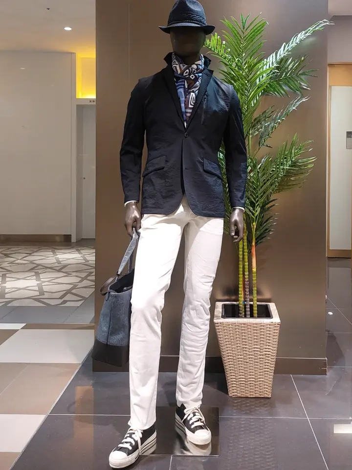 JOSEPH ABBOUD 清水 コーディネート画像