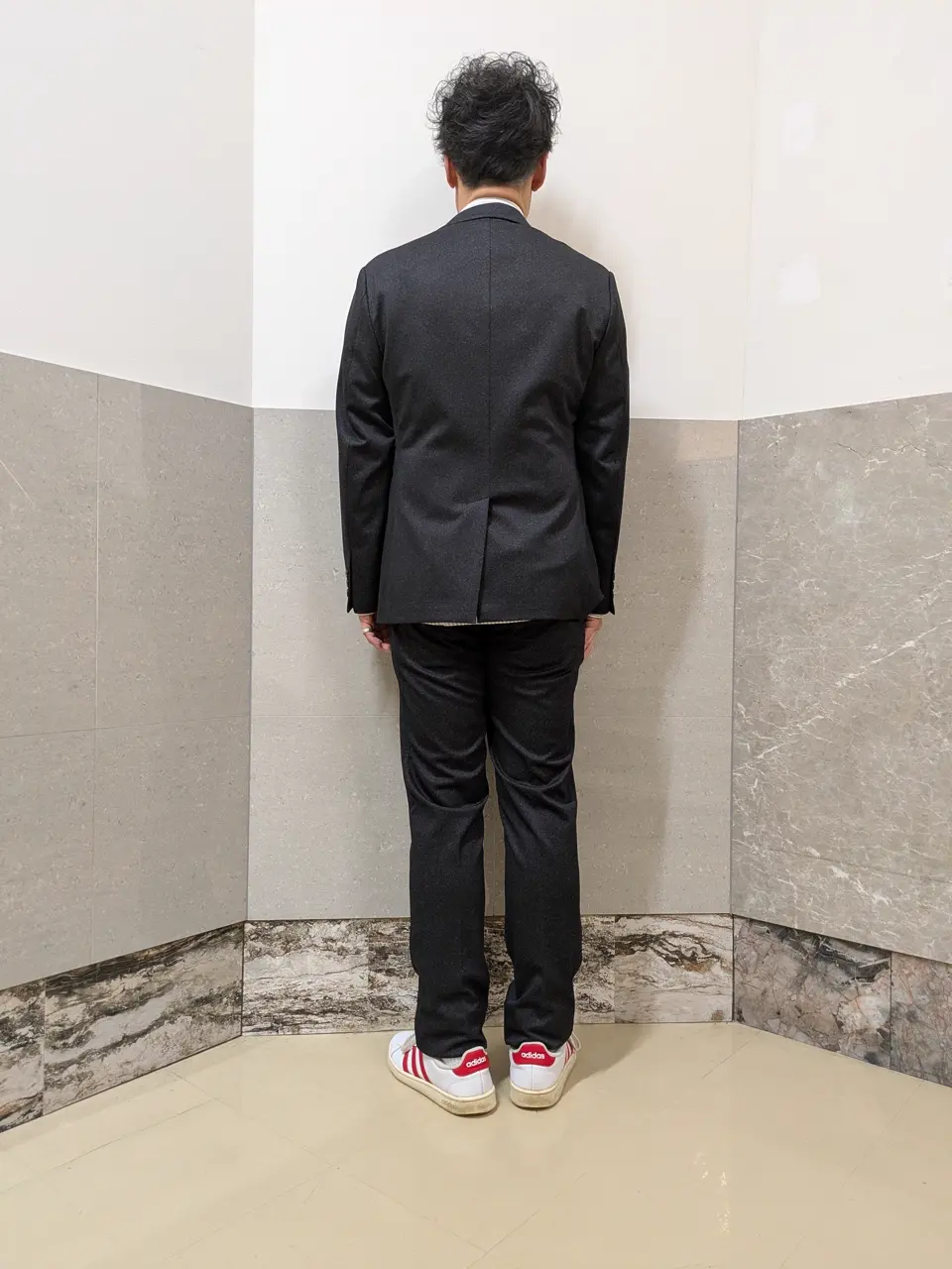 JOSEPH ABBOUD 橋場 コーディネート画像