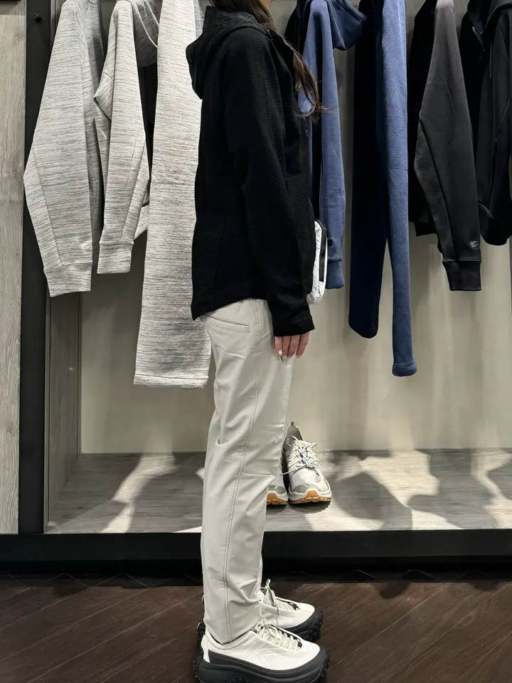 JOSEPH ABBOUD MOUNTAIN 夛田 コーディネート画像