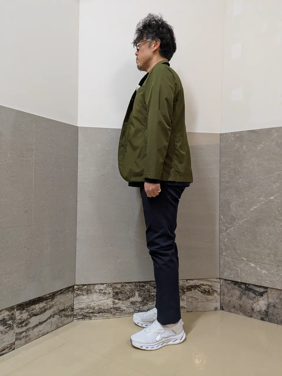 JOSEPH ABBOUD 橋場 コーディネート画像