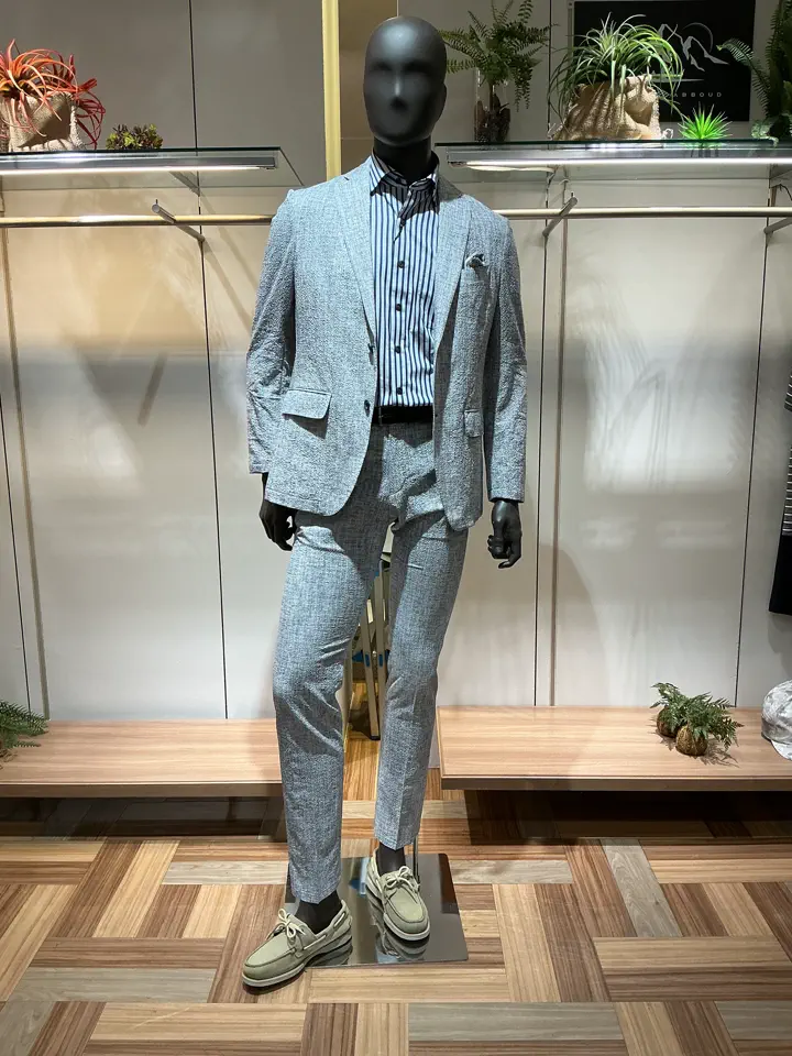 JOSEPH ABBOUD 小城 コーディネート画像