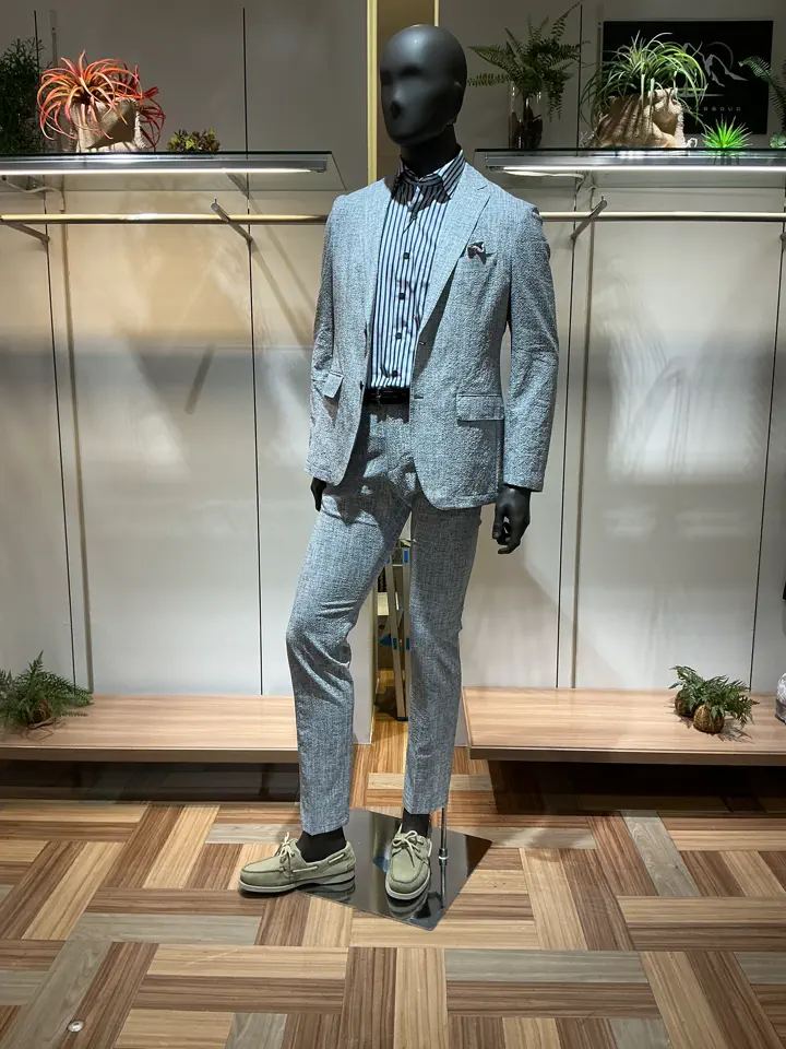 JOSEPH ABBOUD 小城 コーディネート画像