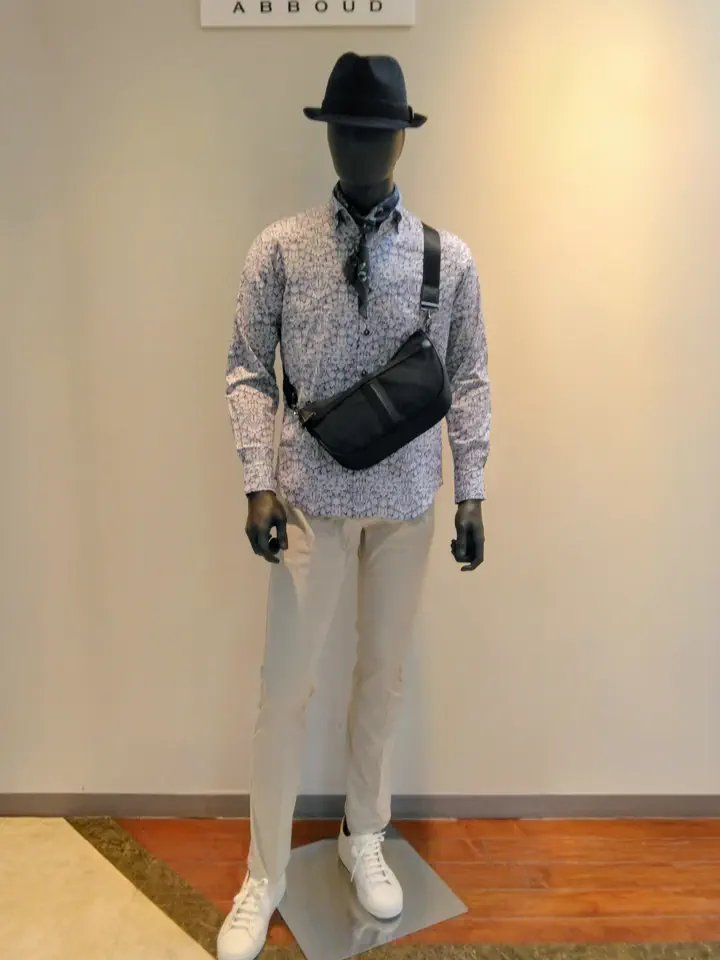 JOSEPH ABBOUD 　伊丹 コーディネート画像