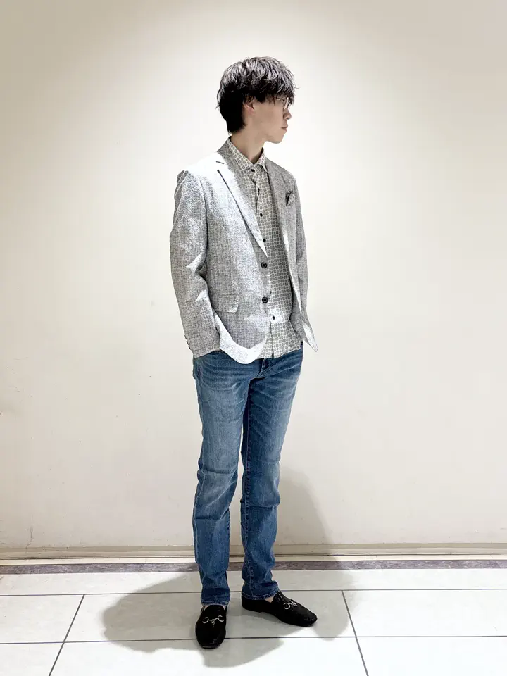 JOSEPH ABBOUD 近藤 コーディネート画像