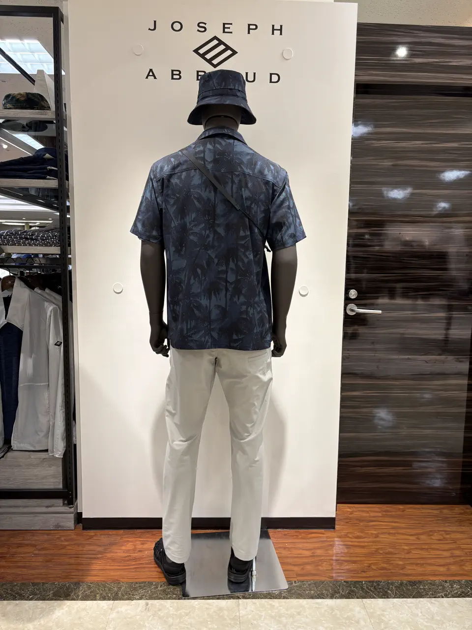 JOSEPH ABBOUD 碇 コーディネート画像