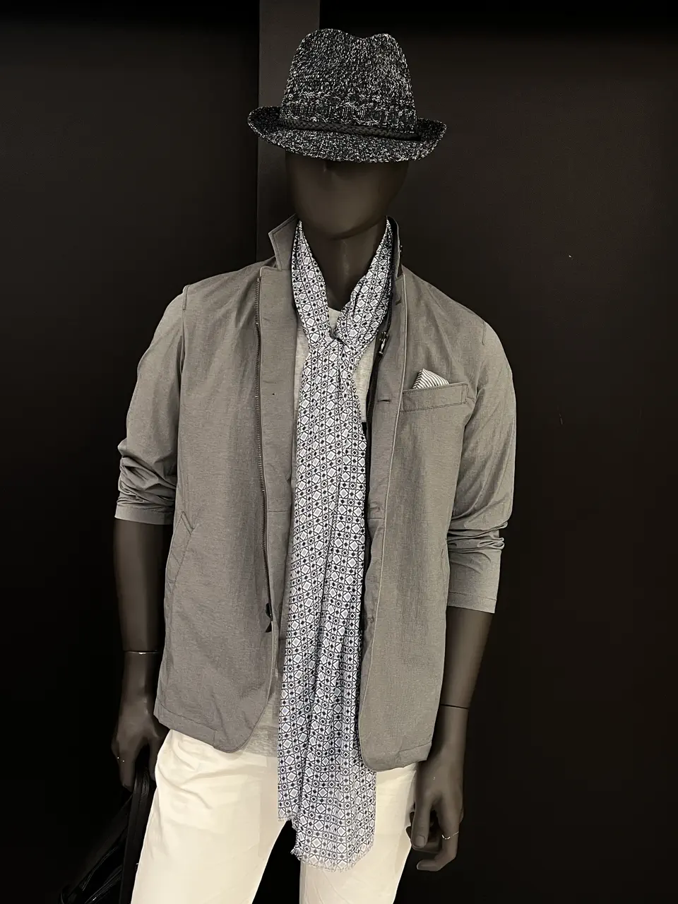 JOSEPH ABBOUD 長塚 コーディネート画像