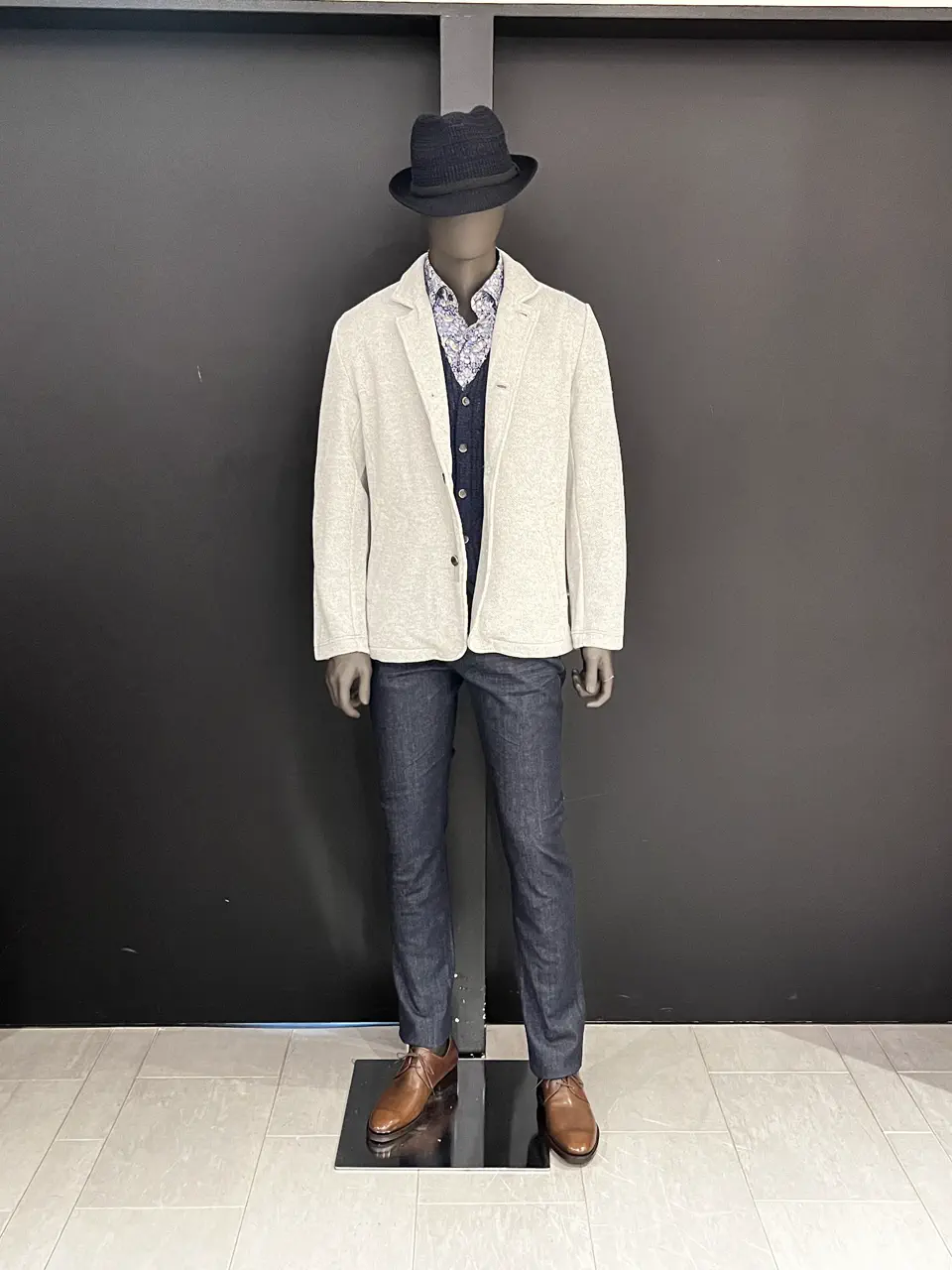 JOSEPH ABBOUD 長塚 コーディネート画像