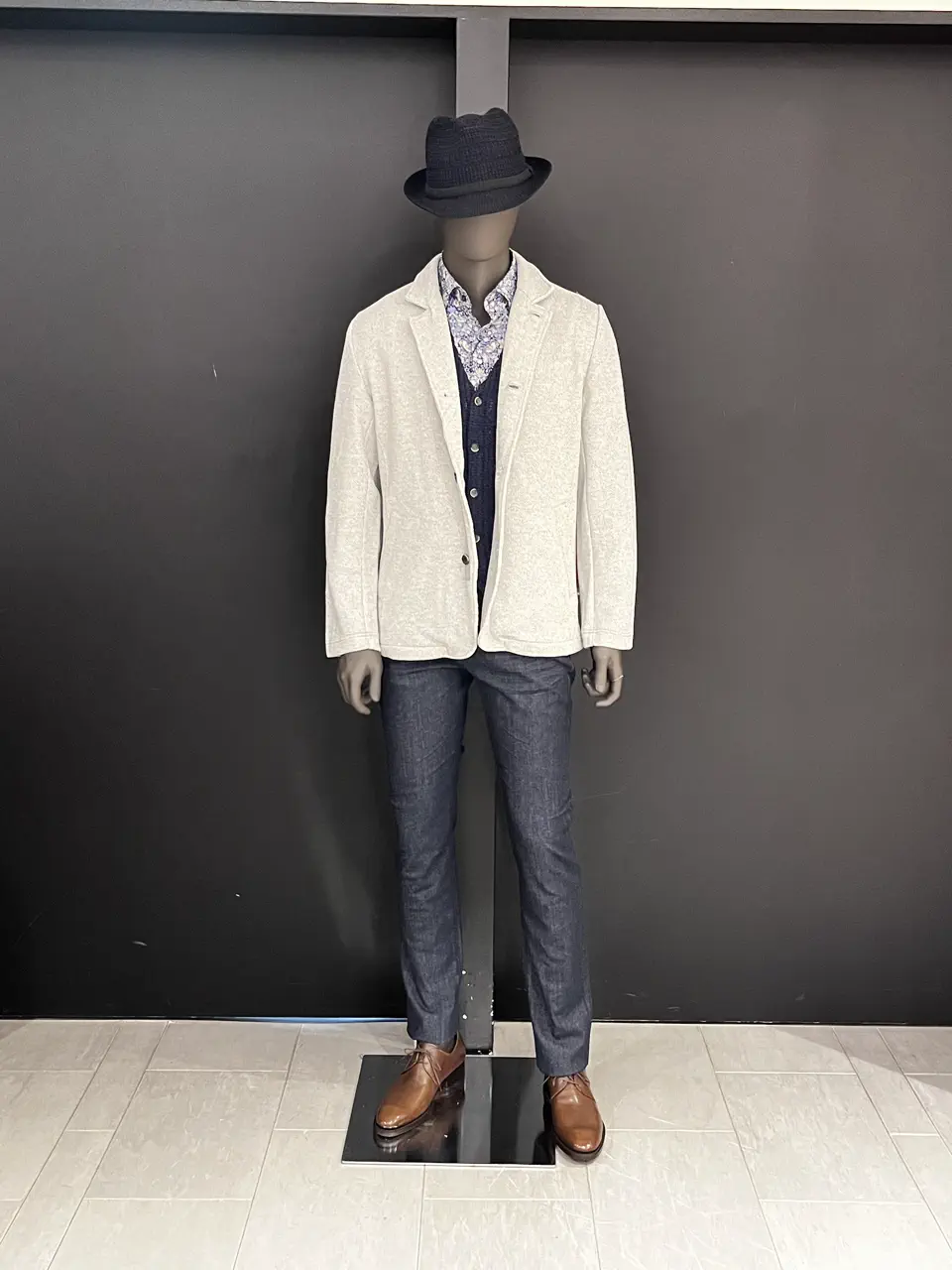 JOSEPH ABBOUD 長塚 コーディネート画像