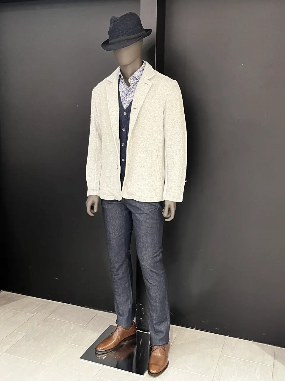 JOSEPH ABBOUD 長塚 コーディネート画像