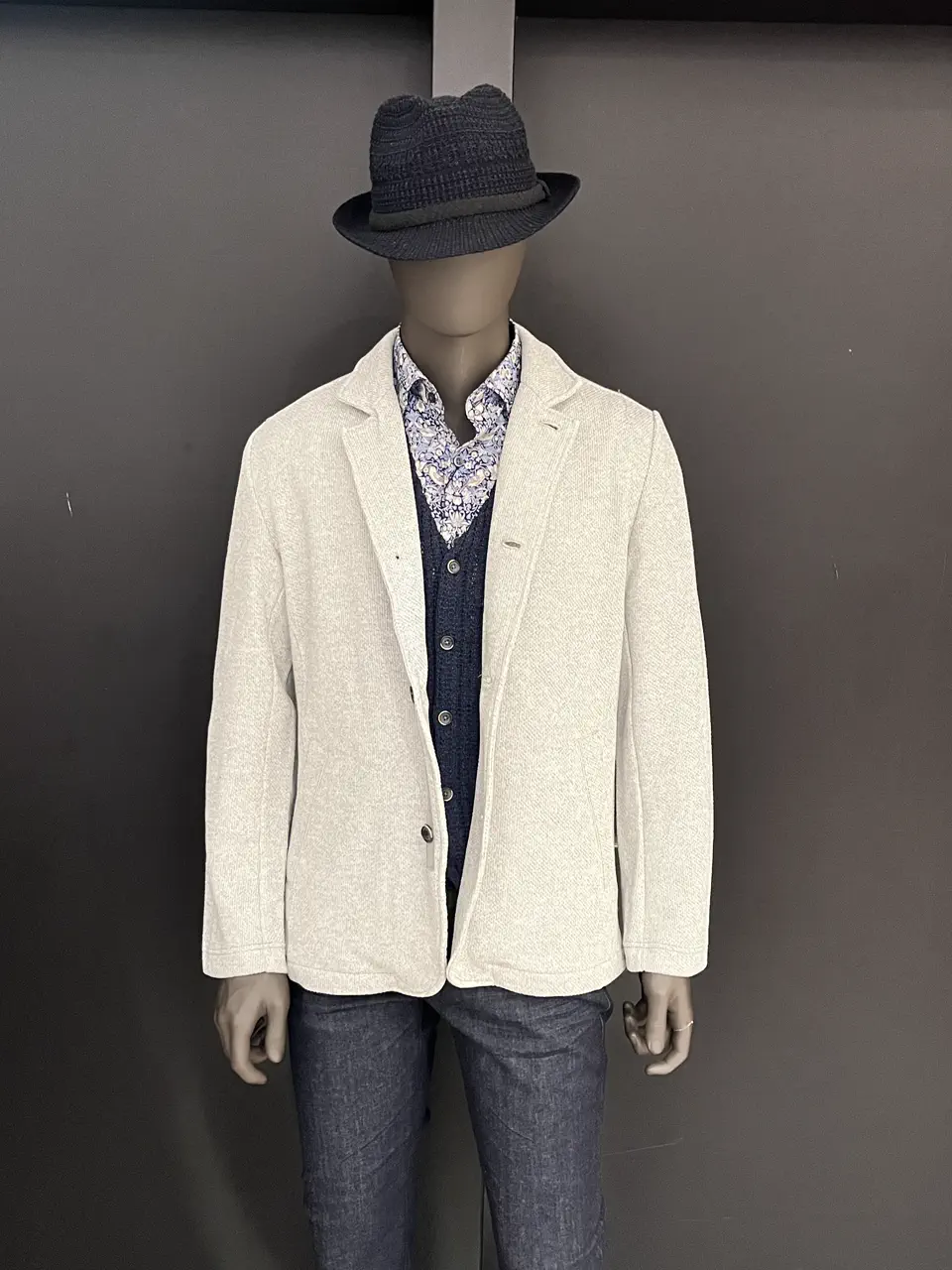 JOSEPH ABBOUD 長塚 コーディネート画像