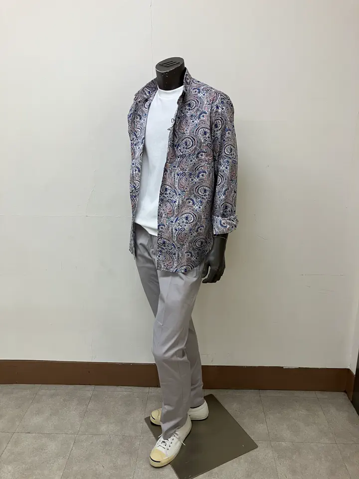 JOSEPH ABBOUD 加賀谷 コーディネート画像