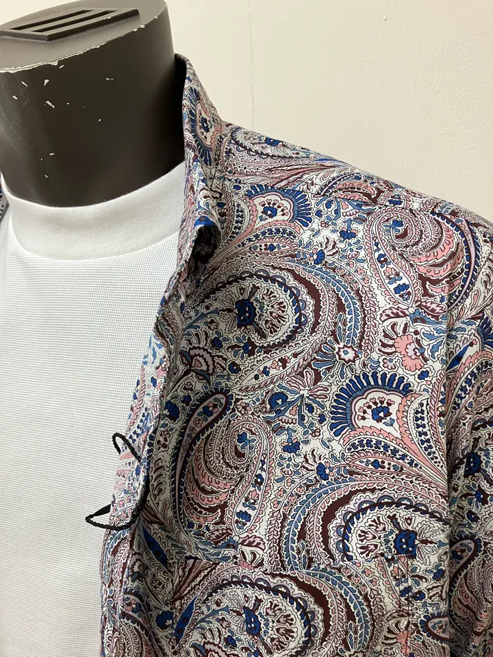 JOSEPH ABBOUD 加賀谷 コーディネート画像