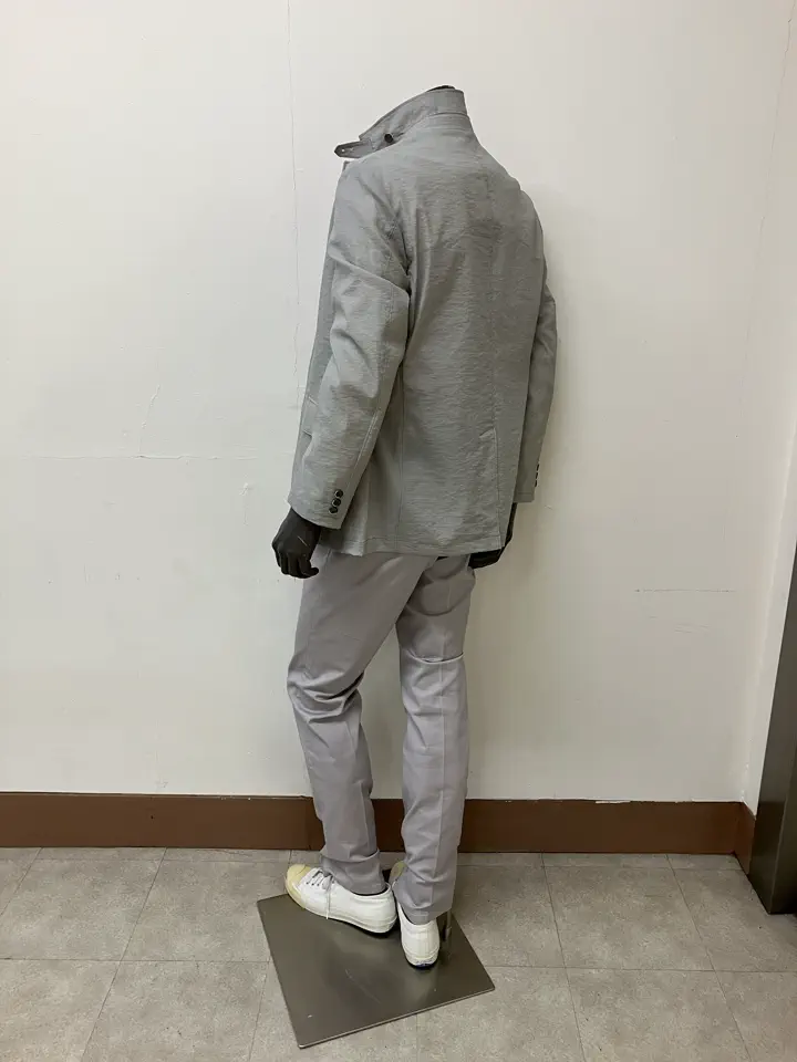 JOSEPH ABBOUD 加賀谷 コーディネート画像