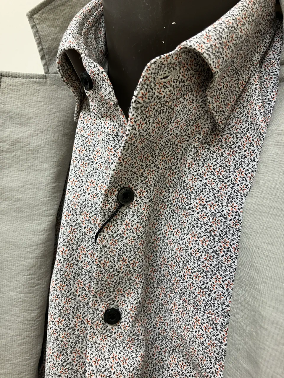 JOSEPH ABBOUD 加賀谷 コーディネート画像