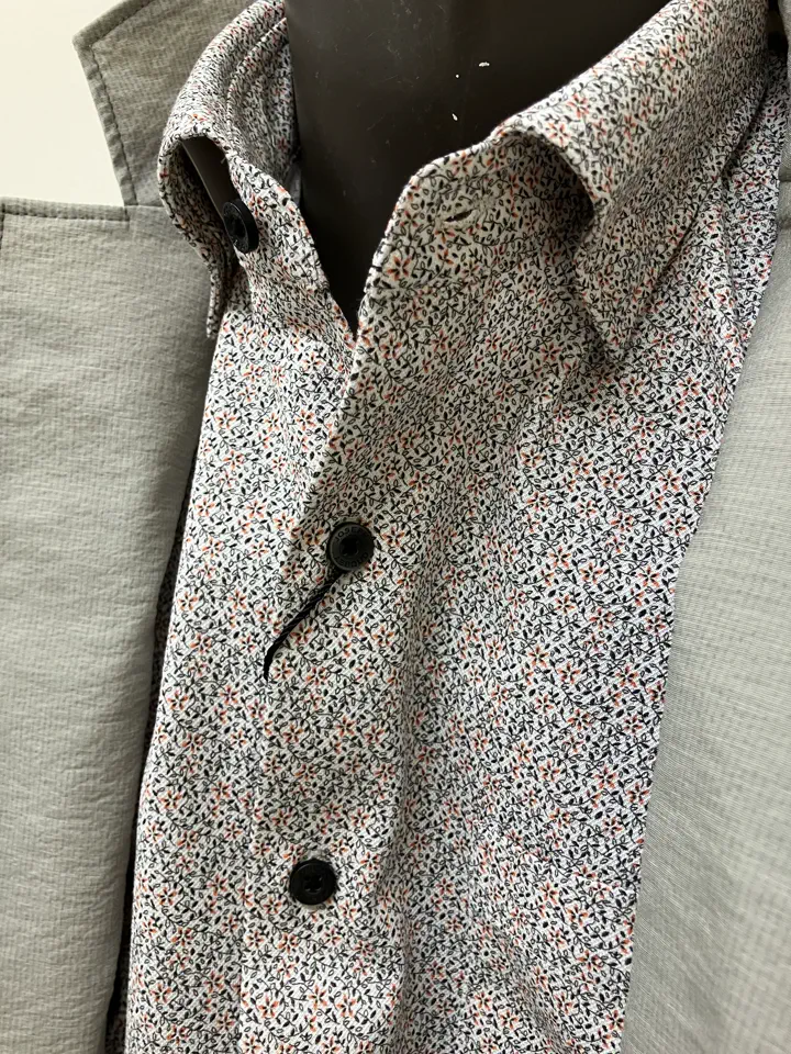 JOSEPH ABBOUD 加賀谷 コーディネート画像