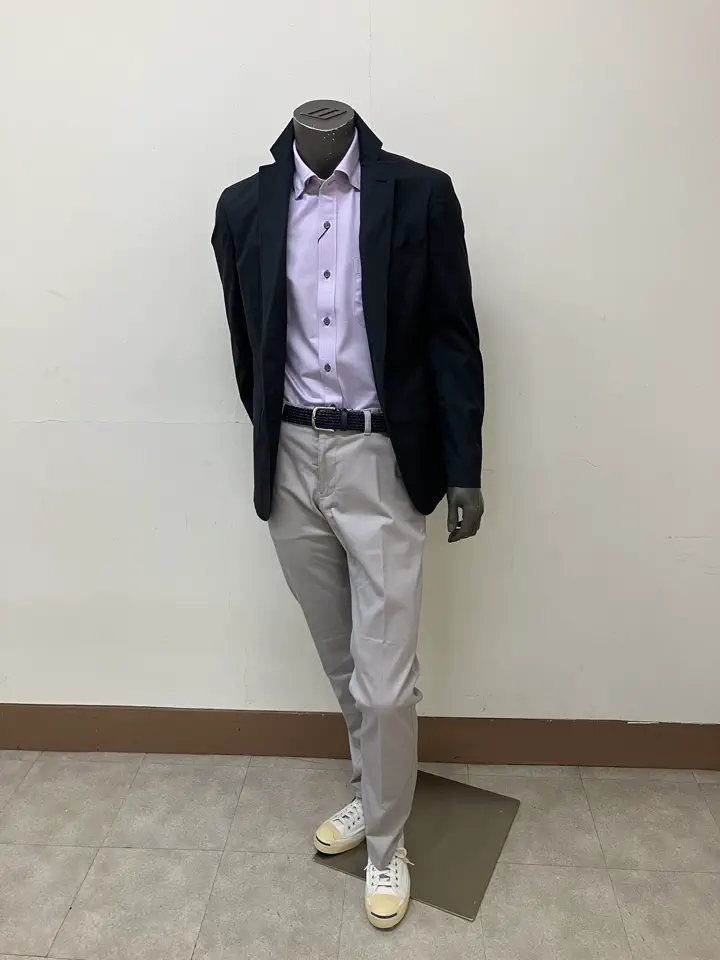 JOSEPH ABBOUD 加賀谷 コーディネート画像