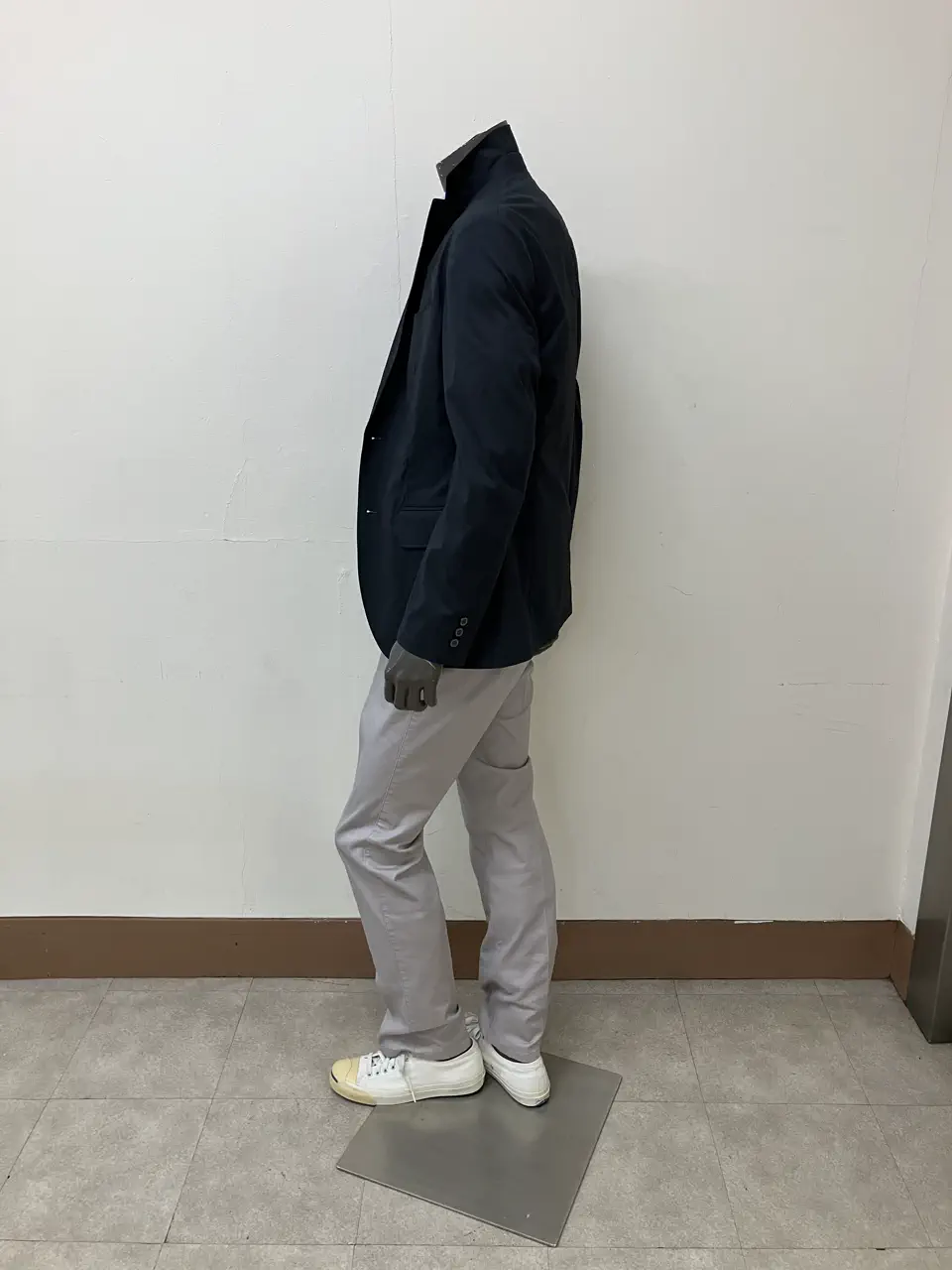 JOSEPH ABBOUD 加賀谷 コーディネート画像