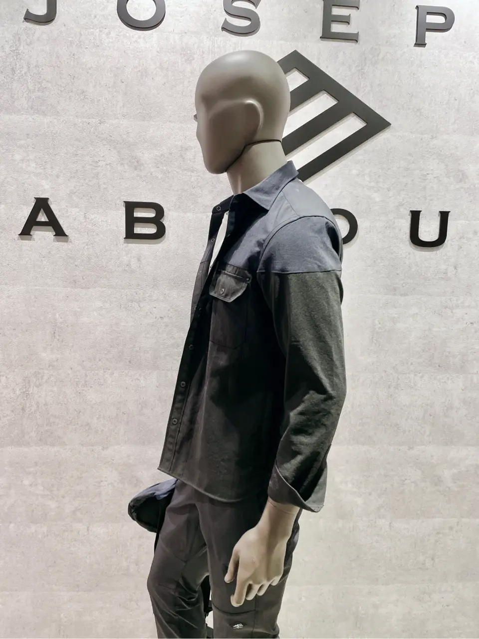 JOSEPH ABBOUD 二澤 コーディネート画像