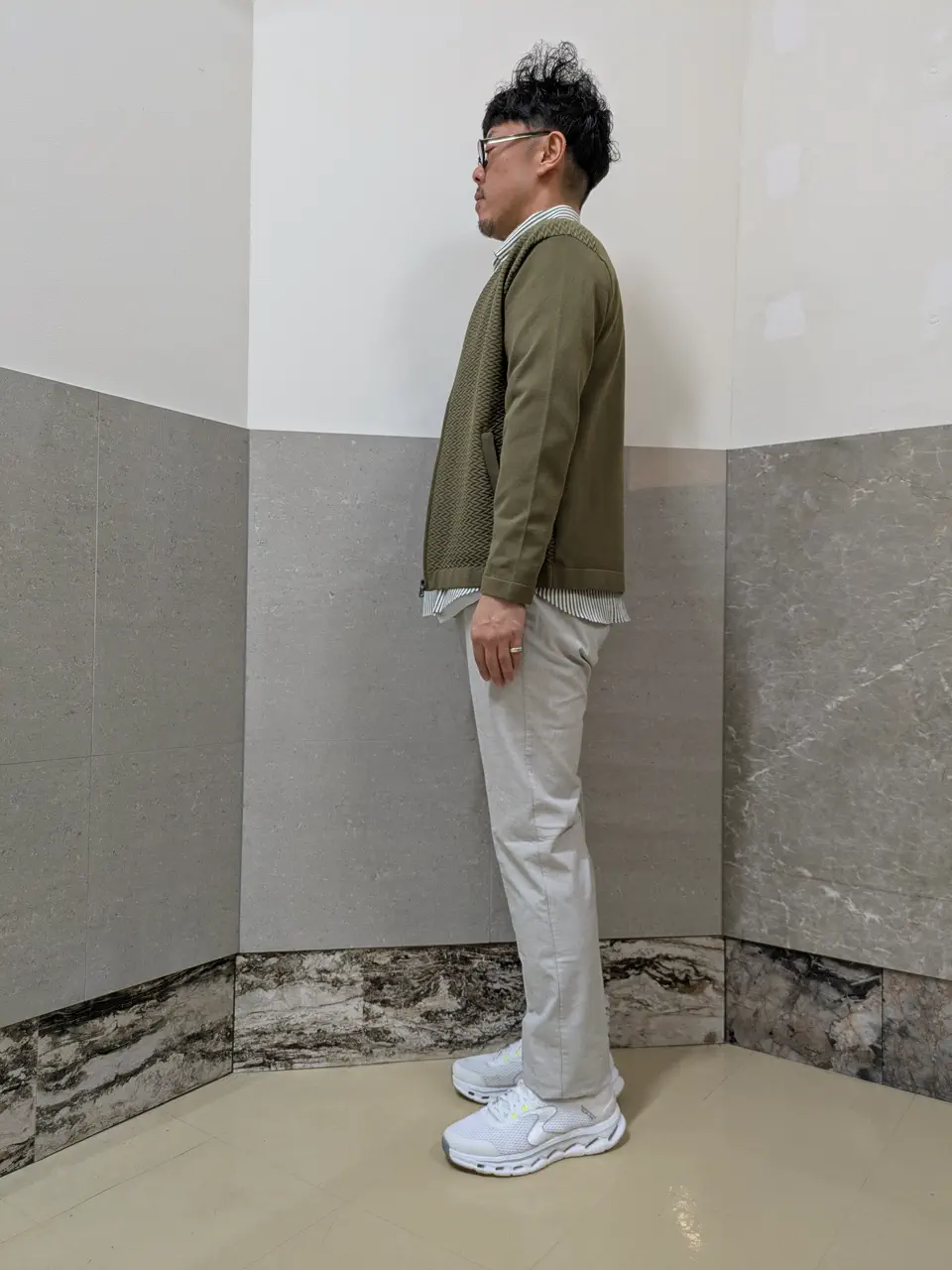 JOSEPH ABBOUD 橋場 コーディネート画像