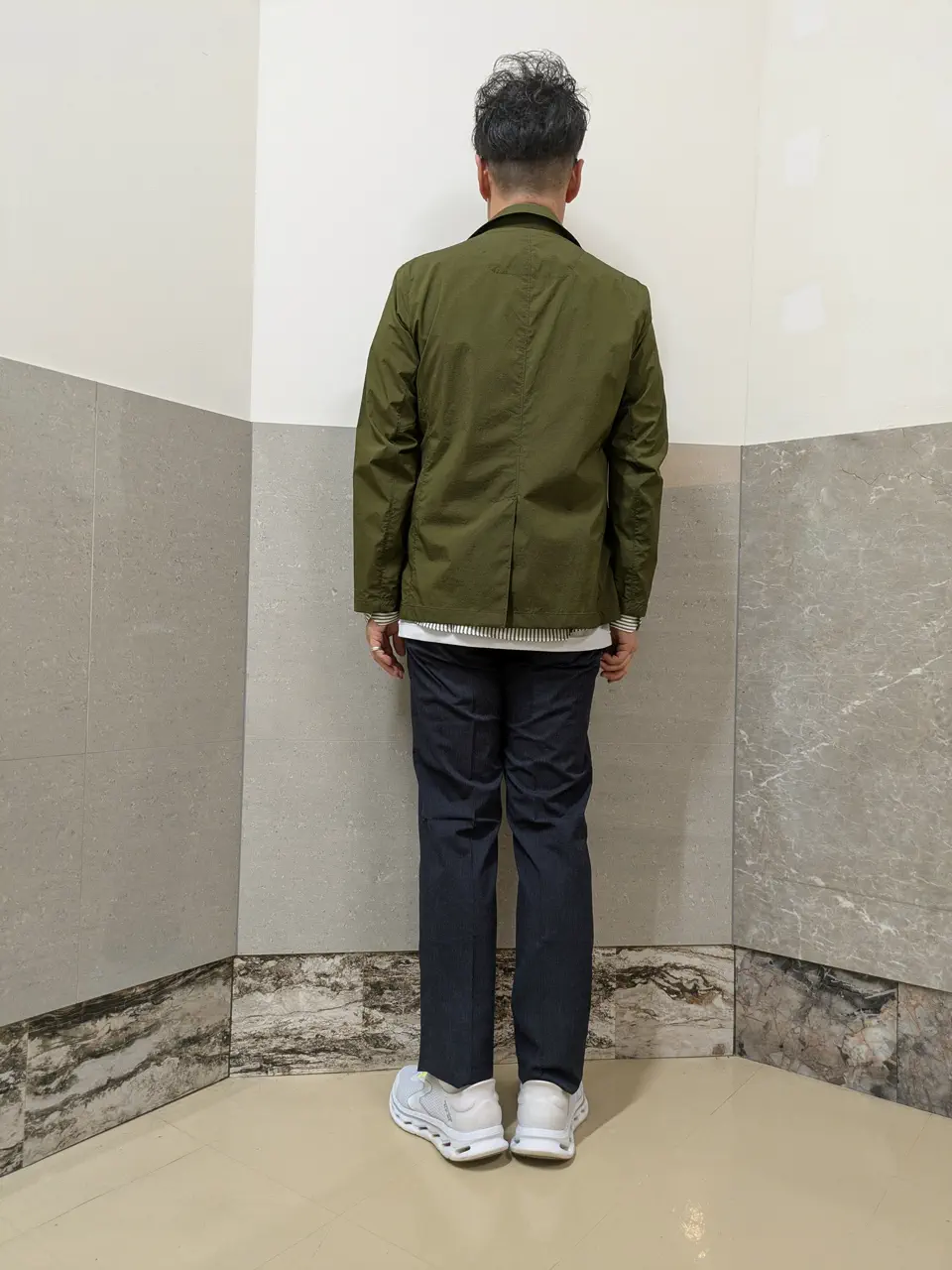 JOSEPH ABBOUD 橋場 コーディネート画像