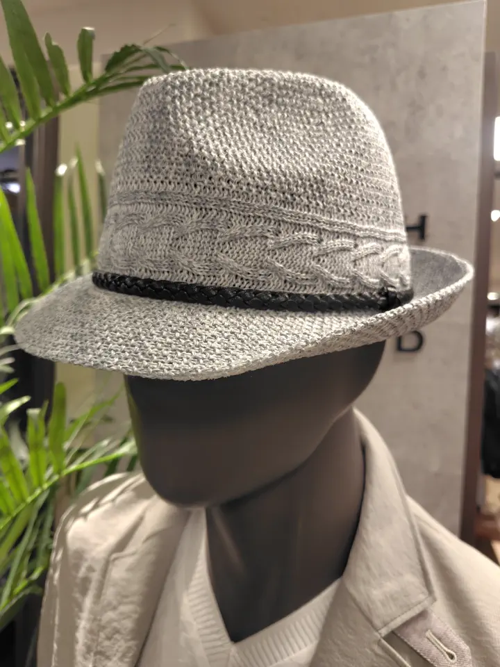 JOSEPH ABBOUD スタッフ コーディネート画像