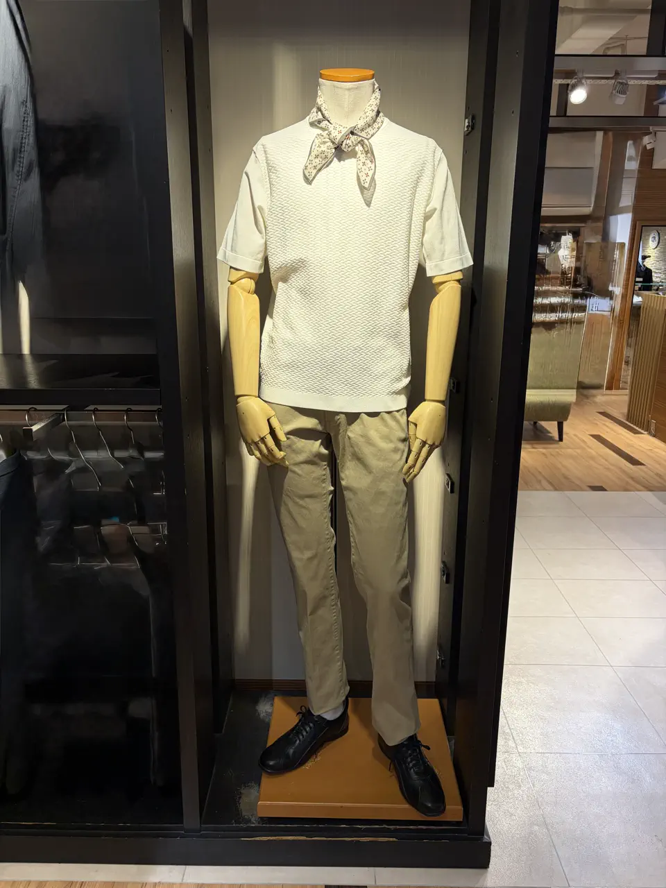 JOSEPH ABBOUD 山口 コーディネート画像