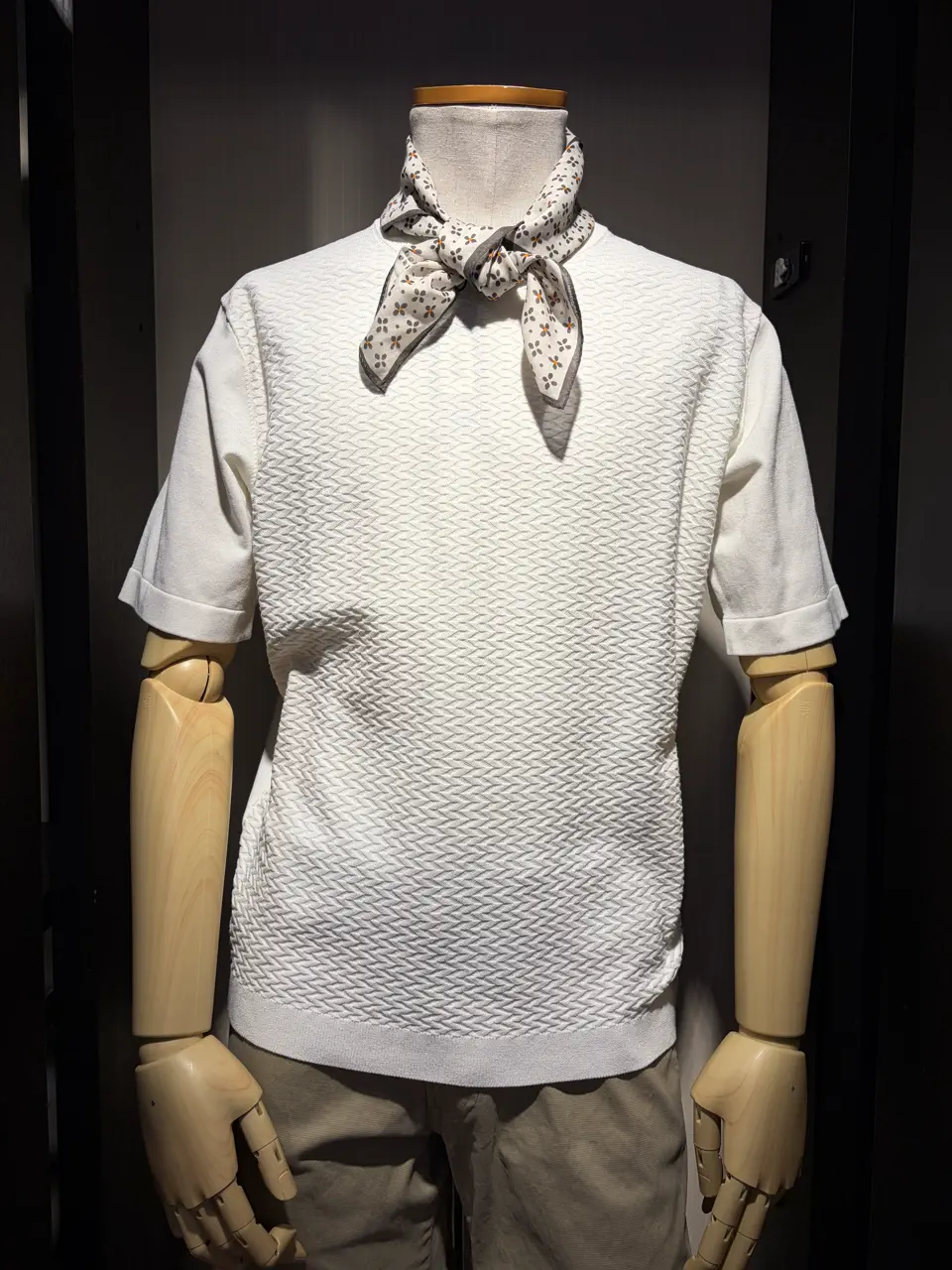 JOSEPH ABBOUD 山口 コーディネート画像