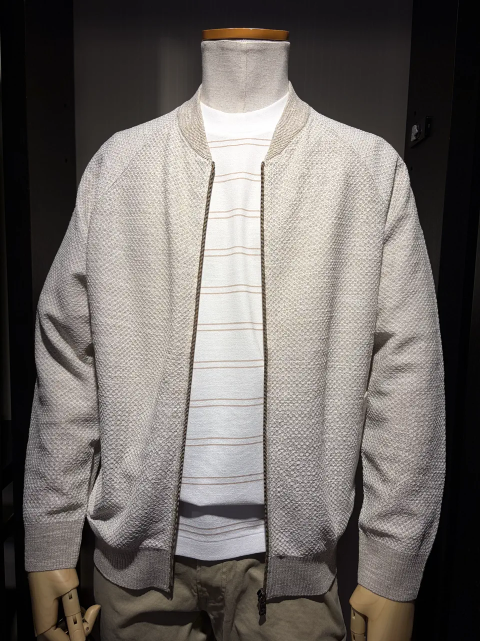 JOSEPH ABBOUD 山口 コーディネート画像