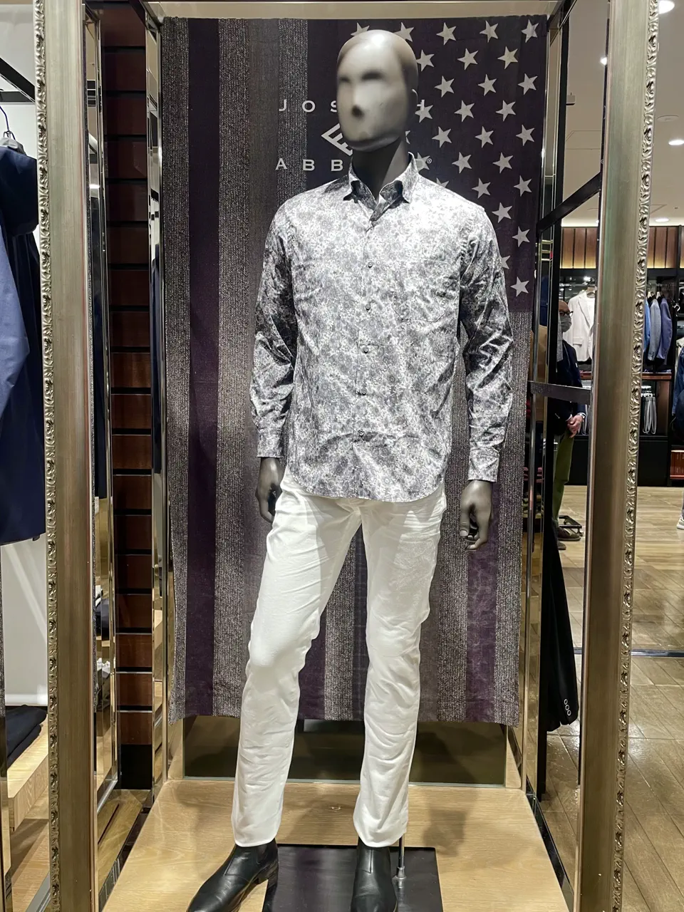 JOSEPH ABBOUD 小田 コーディネート画像