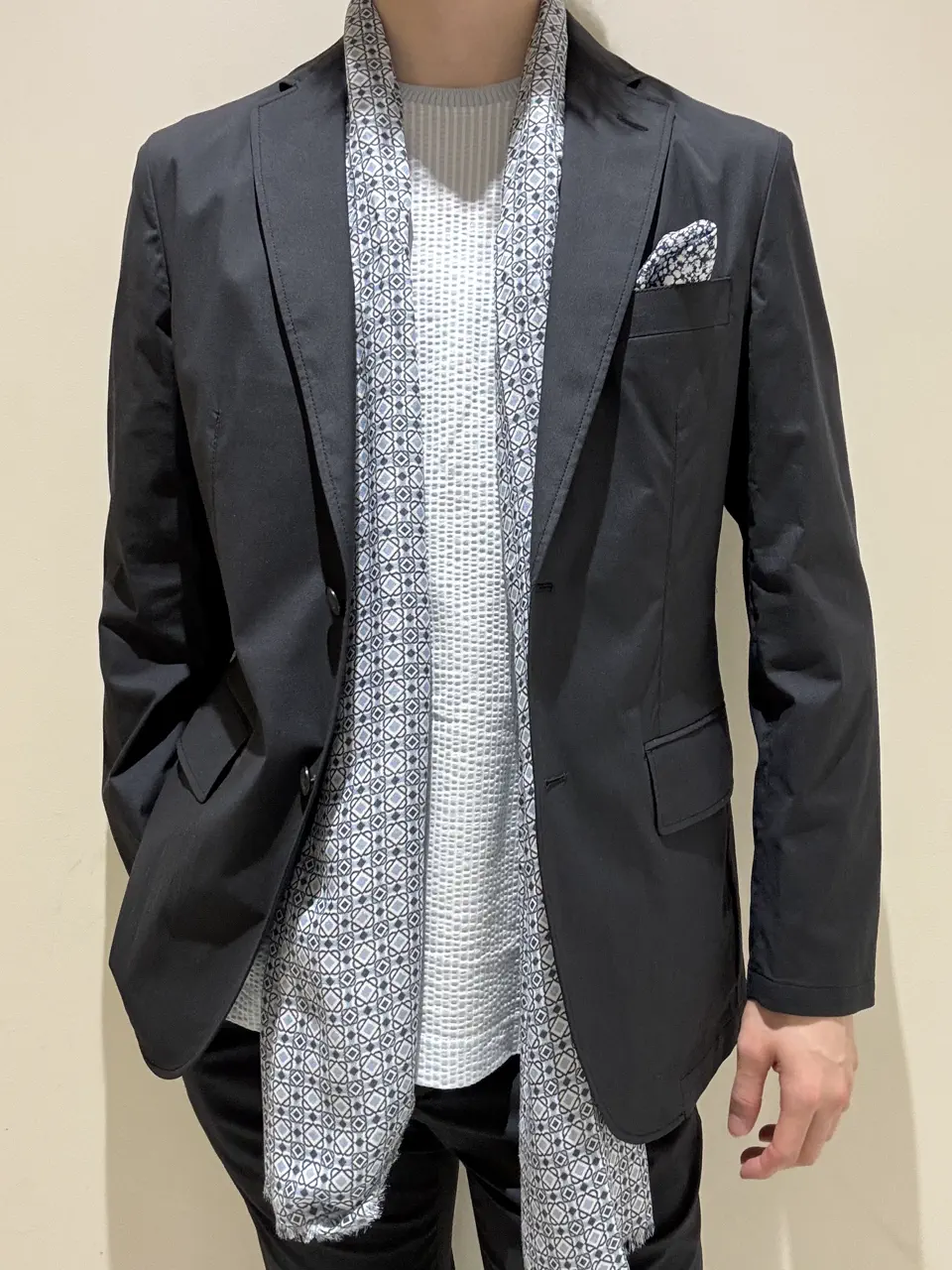 JOSEPH ABBOUD 近藤 コーディネート画像