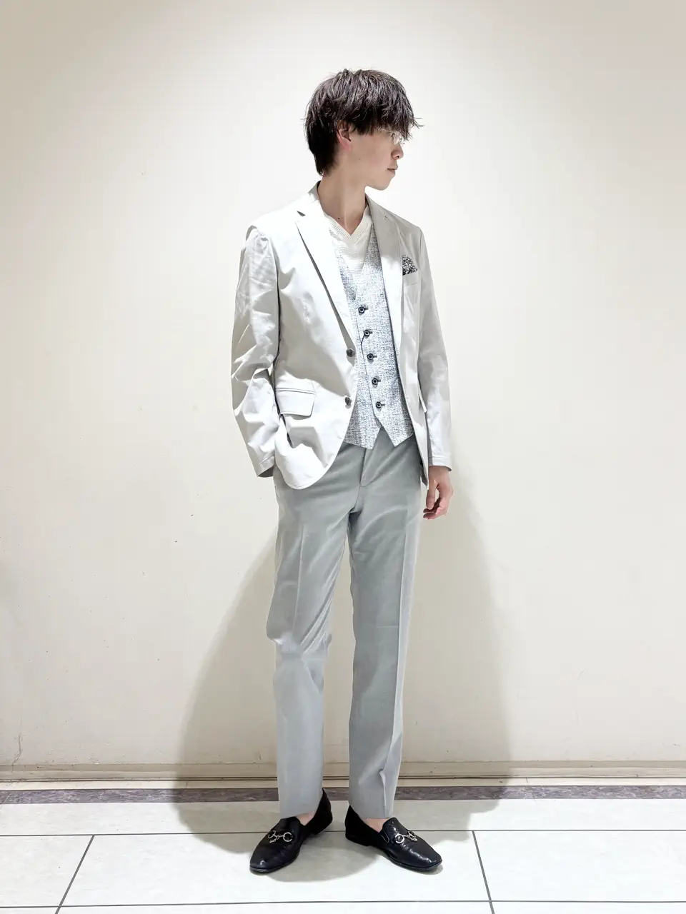 JOSEPH ABBOUD 近藤 コーディネート画像