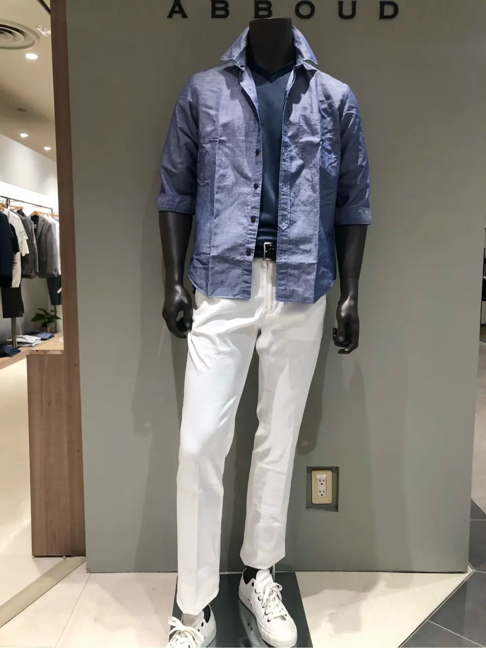 JOSEPH ABBOUD 川田 コーディネート画像