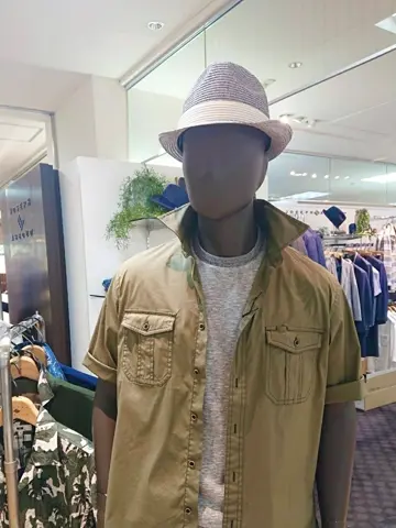 JOSEPH ABBOUD スタッフ コーディネート画像