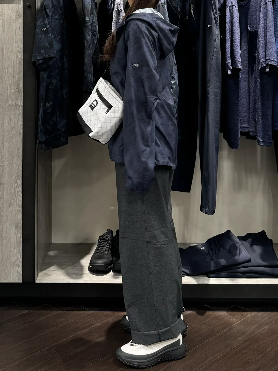 JOSEPH ABBOUD MOUNTAIN 夛田 コーディネート画像