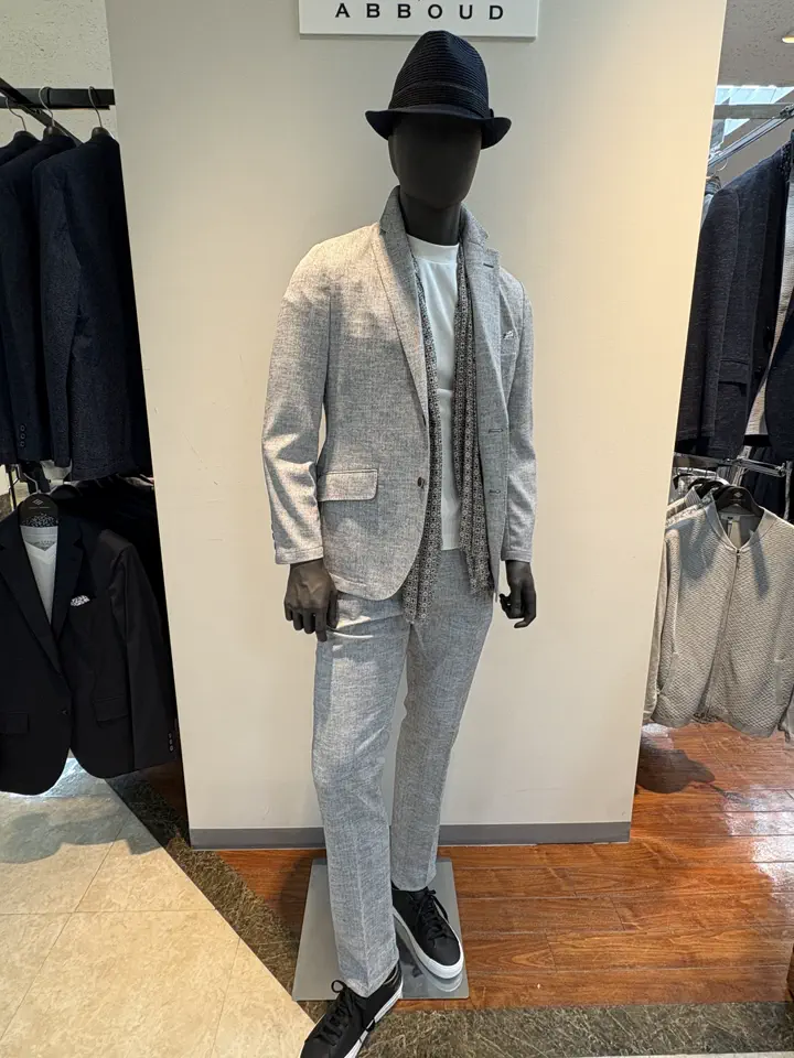 JOSEPH ABBOUD 坪井 コーディネート画像