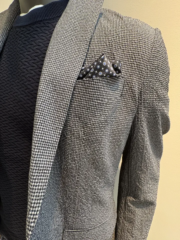 JOSEPH ABBOUD 坪井 コーディネート画像