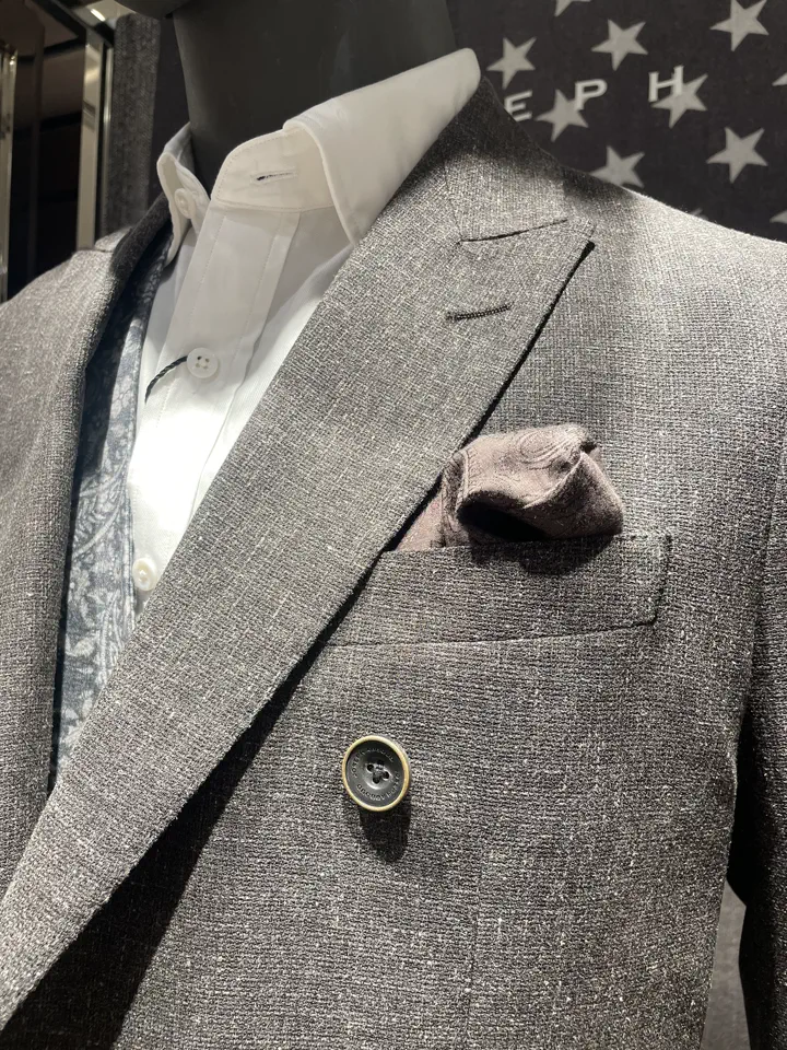 JOSEPH ABBOUD 小田 コーディネート画像