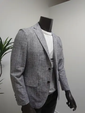 JOSEPH ABBOUD 石川 コーディネート画像