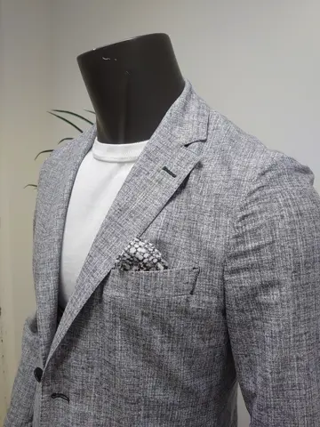 JOSEPH ABBOUD 石川 コーディネート画像