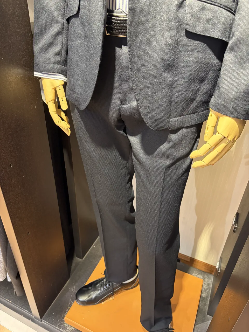 JOSEPH ABBOUD 山口 コーディネート画像